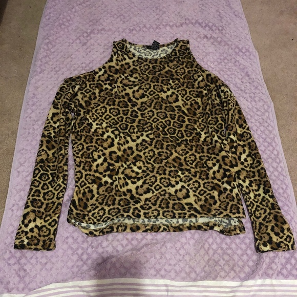 Girls Night Out Warm Felt Sexy Leopard Print Cheetah Long Sleeves thermal Top - Picture 1 of 16
